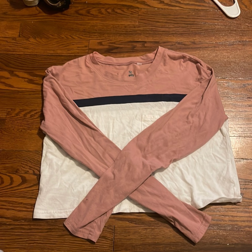 Me To We Long Sleeve Crop Top Size Medium